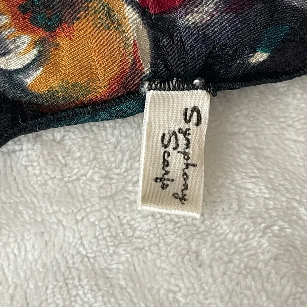 Vintage symphony, scarf